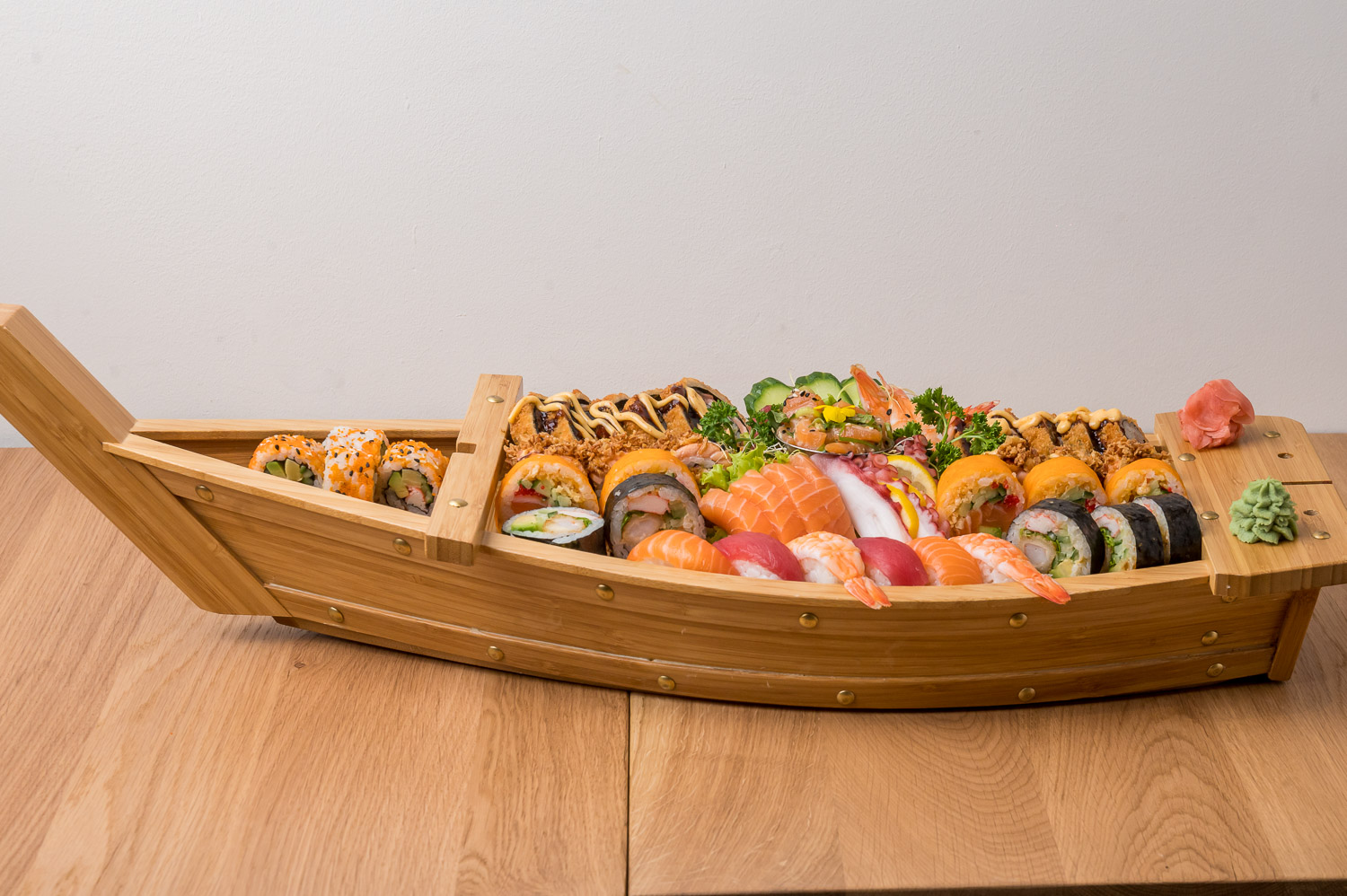 boot-salmon-tuna.35ee6189