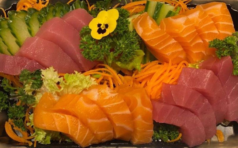 sashimi-salmon-126.be19b319